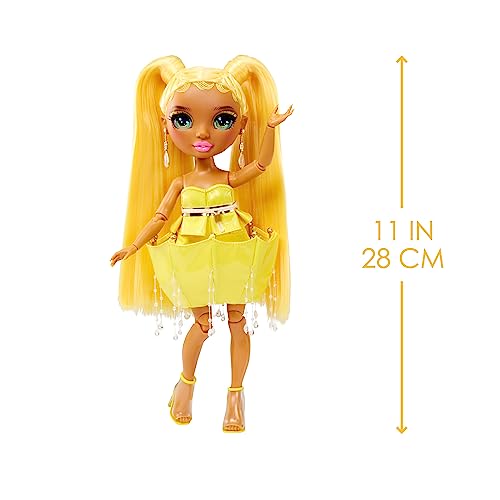 Rainbow High Fantastic Sunny Madison Yellow Doll Fashion Playset