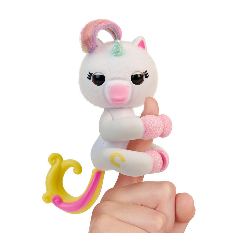 Fingerlings Baby Unicorn Lulu Interactive Pet