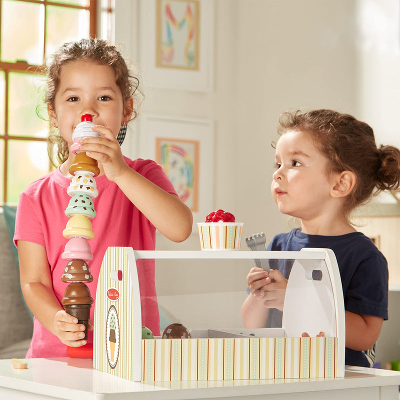 Melissa & Doug Wooden Ice Cream Counter