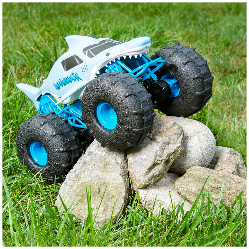 New Monster Jam Megalodon Storm Thrasher 1:15 Remote Control Monster Truck